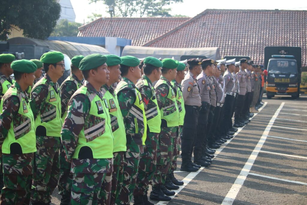 Tanggap Bencana, Polres Pandeglang Bersama Stakeholder Gelar Apel Sinergitas 9 WhatsApp Image 2023 08 29 at 09.38.40