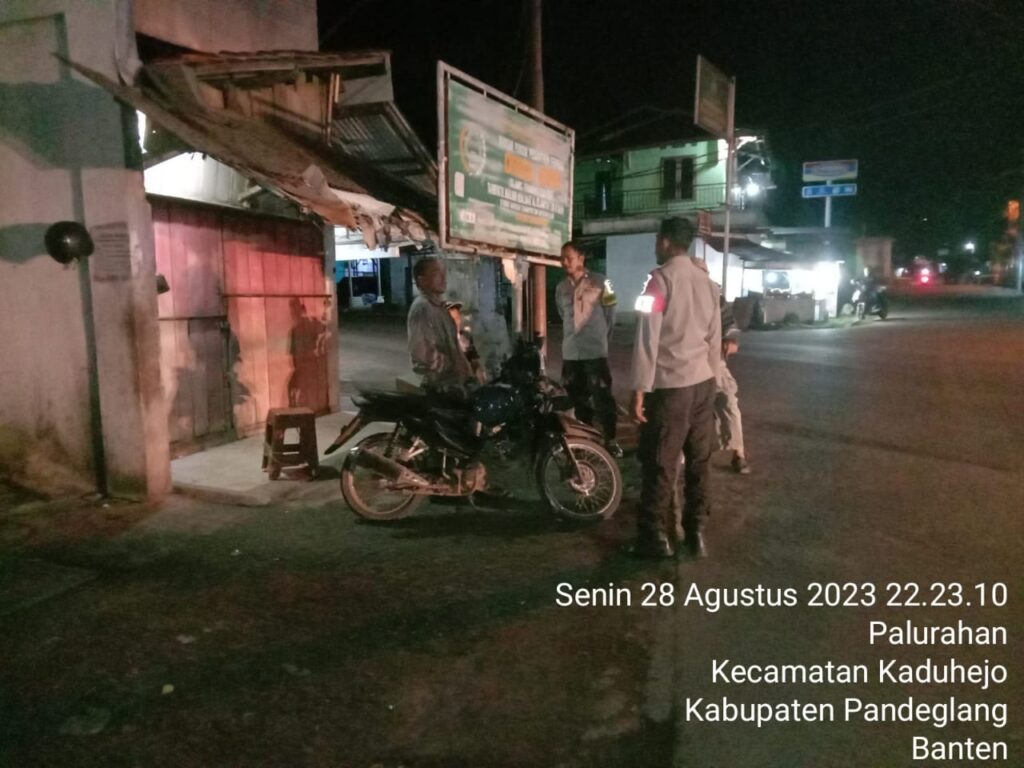 Polsek Banjar Gelar Patroli Malam Guna Pencegahan Gangguan Kamtibmas 1 WhatsApp Image 2023 08 29 at 17.29.20