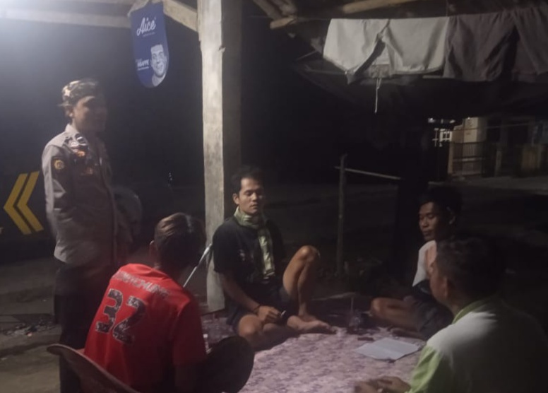 Polsek Bojong Gencar Melakukan Patroli Malam 9 WhatsApp Image 2023 10 17 at 14.44.52