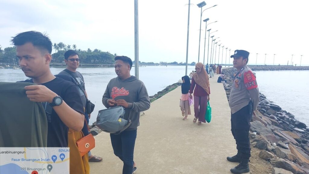 Polsek Cikeusik Gencar Gelar Patroli Siang Hari dalam Program KRYD 2 WhatsApp Image 2023 11 12 at 18.44.59
