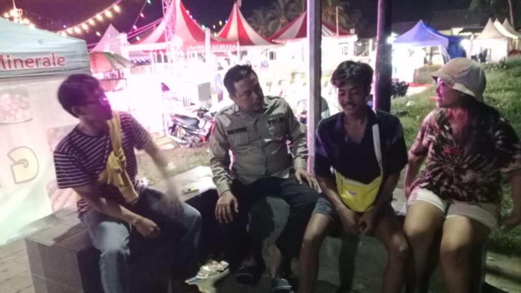 Polsek Carita Gelar Patroli KRYD Cegah Kejahatan Jalanan 3 WhatsApp Image 2023 12 14 at 09.12.59