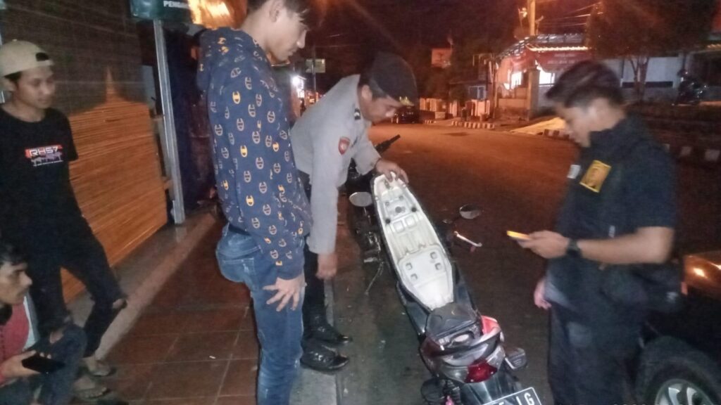 Sat Samapta Polres Pandeglang Gelar Patroli Blue Light: Cegah Balap Liar dan Pencegahan Kejahatan 3C 2 WhatsApp Image 2023 12 15 at 04.52.49