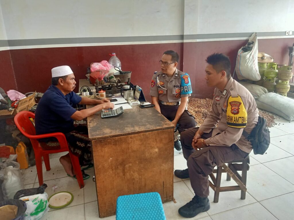 Kunjungan Polsek Cadasari ke Pengusaha Hasil Alam: Membangun Kerjasama dan Keamanan Bersama 7 WhatsApp Image 2024 04 25 at 10.08.59