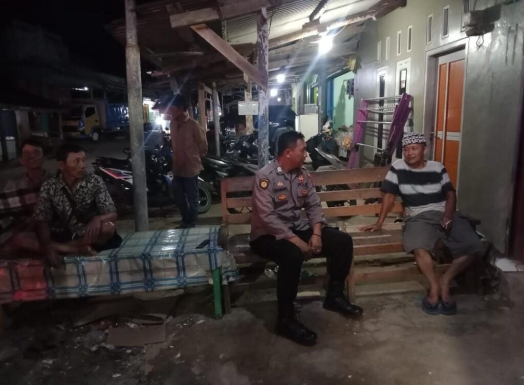 Polsek Panimbang Rutin Gelar Patroli KRYD untuk Ciptakan Situasi Kamtibmas yang Aman dan Kondusif 6 WhatsApp Image 2024 05 18 at 23.56.50