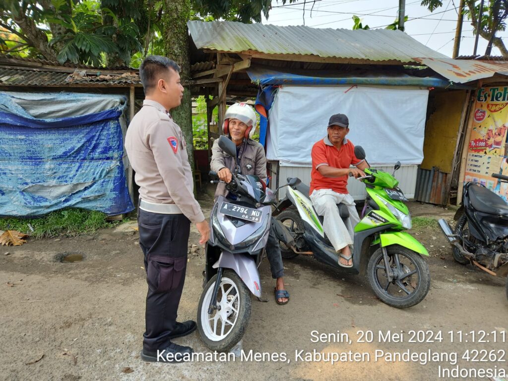 Polsek Menes Gandeng Tukang Ojek Jadi Pelopor Keselamatan Berlalu Lintas 7 WhatsApp Image 2024 05 20 at 14.03.18