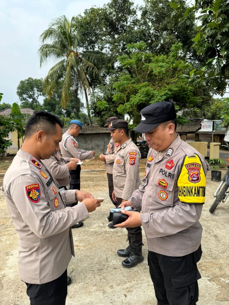Kasipropam Polres Pandeglang Laksanakan Gaktibplin di Polsek Jiput 8 WhatsApp Image 2024 05 21 at 14.30.31