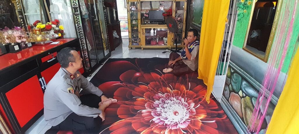 Kapolsek Cimanuk Polres Pandeglang Besuk Banpol Polsek Cimanuk yang Sedang Sakit 6 WhatsApp Image 2024 05 21 at 14.35.58