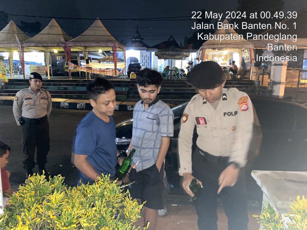 Polres Pandeglang Tingkatkan Patroli Himbau Remaja Tidak Terlibat Dalam Kriminalitas dan Balap Liar 1 WhatsApp Image 2024 05 22 at 04.56.14