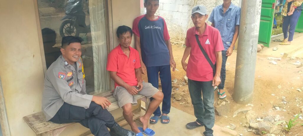 Sambangi Warga Binaan Bhabinkamtibmas Polsek Saketi Berikan Pesan Kamtibmas 4 WhatsApp Image 2024 05 23 at 22.05.55
