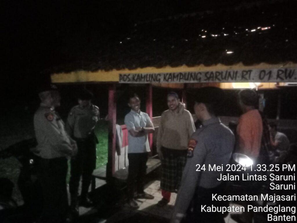 Sambangi Poskamling Sat Samapta Polres Pandeglang Gencar Melaksanakan Patroli Dialogis untuk Menjaga Kamtibmas 2 WhatsApp Image 2024 05 24 at 06.04.38