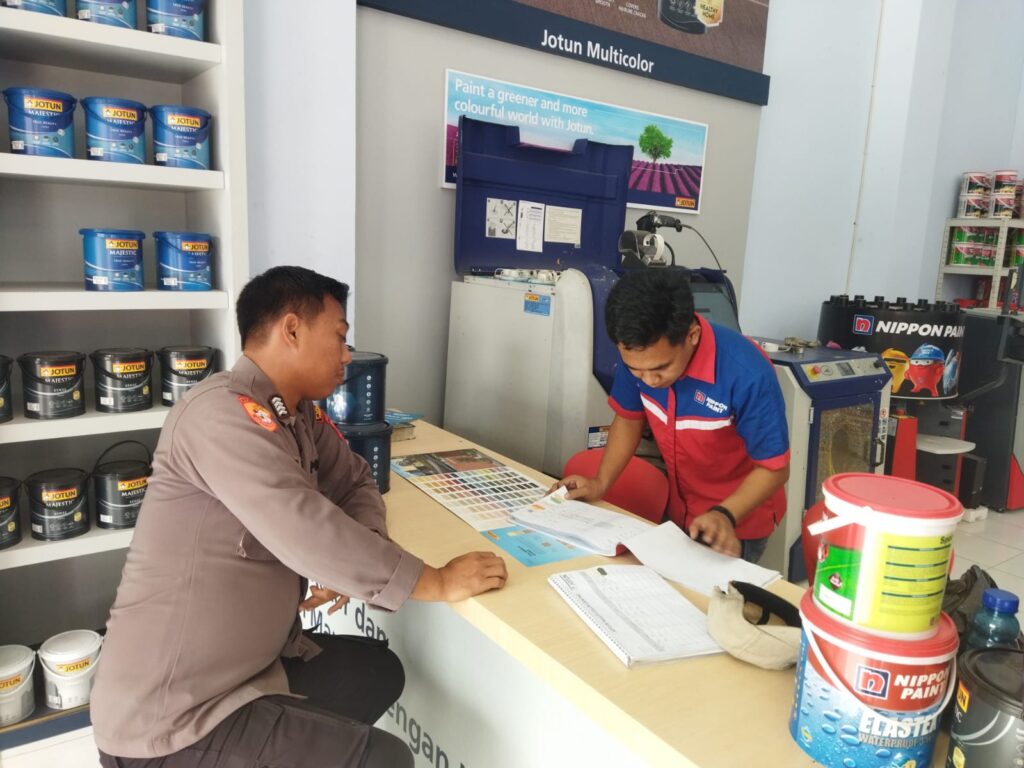 Cegah Kriminalitas Polsek Sumur Melaksanakan Patroli 4 WhatsApp Image 2024 07 04 at 19.42.04