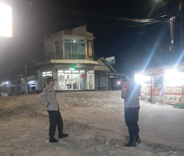 Kapolsek Angsana Pimpin Patroli Dialogis di Wilayah Kecamatan Angsana 5 WhatsApp Image 2024 07 25 at 20.57.00