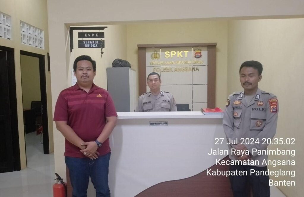 Anggota Piket Polsek Angsana Polres Pandeglang Laksanakan Siap Siaga Mako 3 WhatsApp Image 2024 07 28 at 21.16.39
