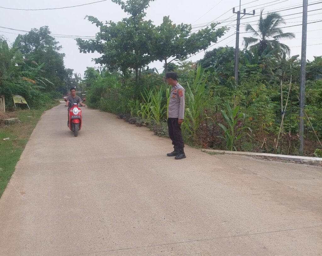 Gelar Personil di Jalan Polsek Patia Laksanakan Strong Point di Sore Hari 9 IMG 20240811 WA0017