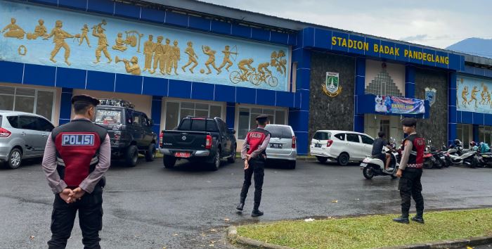 Sat Samapta Polres Pandeglang Gelar Patroli untuk Cegah Aksi Balap Liar di Stadion Badak 8 SB