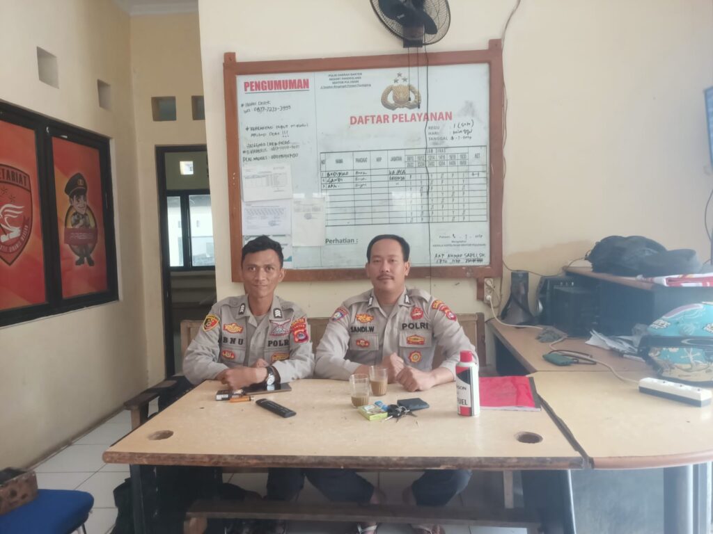 Polsek Pulosari Siaga 24 Jam Guna Melayani Masyarakat 5 WhatsApp Image 2024 08 04 at 02.05.09