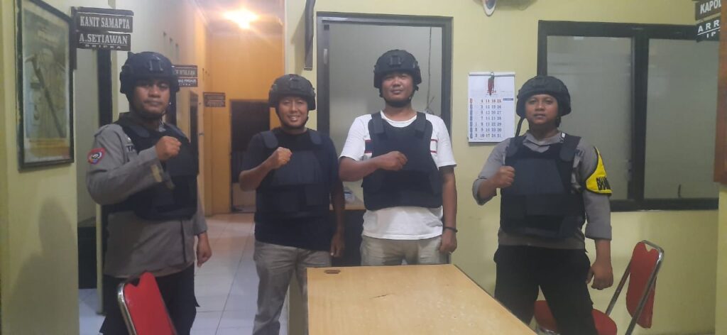 Polsek Picung Tindak Cepat, Siap Siaga Jaga Kamtibmas 1 WhatsApp Image 2024 08 08 at 21.57.18