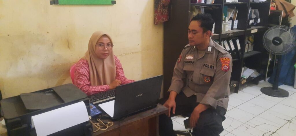 Polsek Picung Dukung Penuh Program Pembangunan Desa Kolelet, Jalin Sinergi Demi Kesejahteraan Masyarakat 5 WhatsApp Image 2024 08 08 at 21.58.55