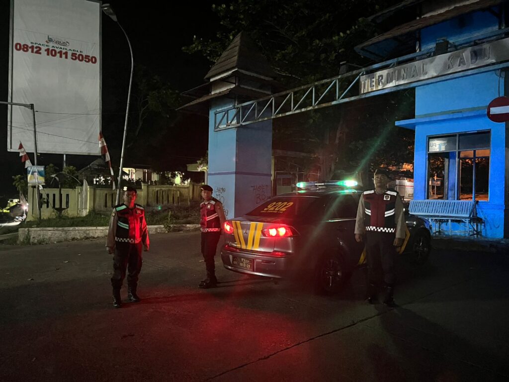 Sat Samapta Polres Pandeglang Gelar Patroli Malam untuk Cegah Aksi C3 di Wilayah Pandeglang 1 WhatsApp Image 2024 08 31 at 04.28.56