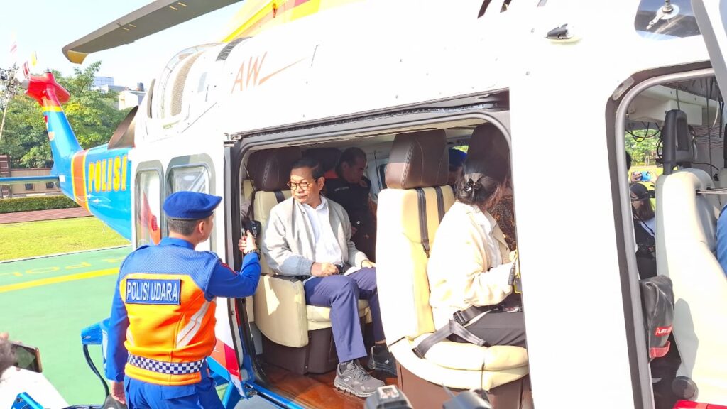 Gubernur DKI dan Kakorpolairud Pantau Banjir di Jakarta via Udara 1 WhatsApp Image 2025 03 06 at 11.21.33