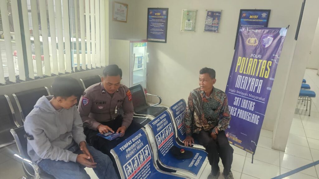 Di Bulan Suci Ramadhan, Satlantas Polres Pandeglang Gelar Coaching Clinic Bagi Pemohon SIM 1 WhatsApp Image 2026 03 02 at 10.30.41
